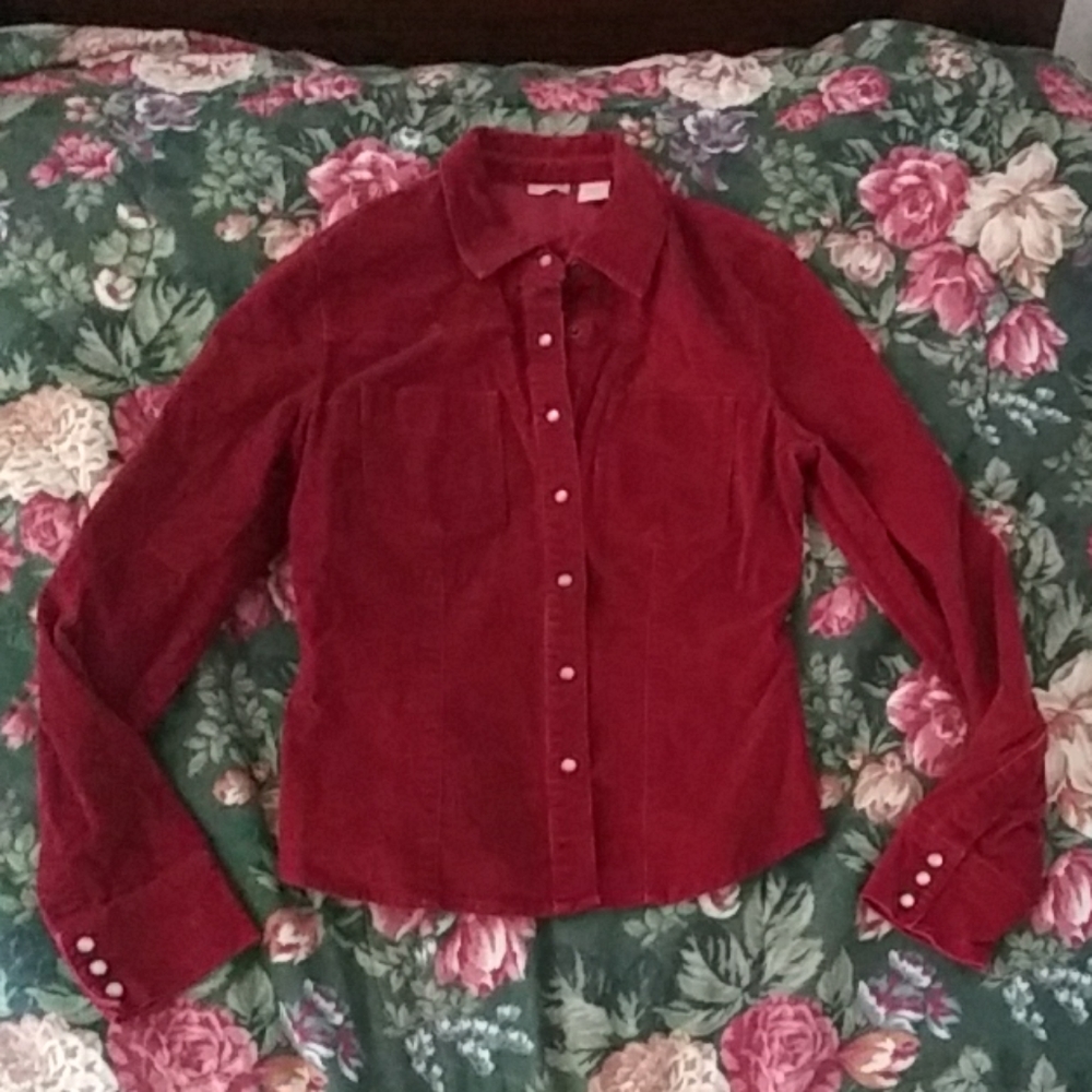 Women's dress shirt
